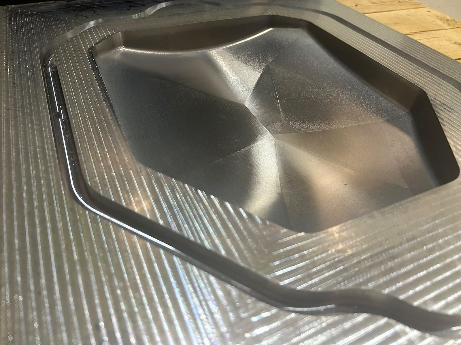 Surface finish of the cavity · aluminum RTM mold