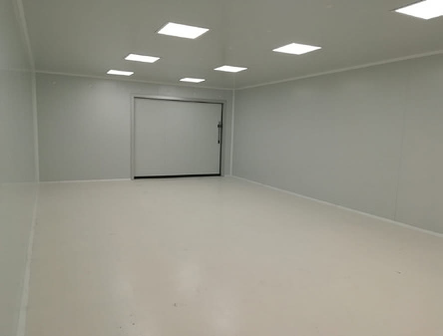 Carbodynamic climate-controlled clean room for prepreg layup and metrology